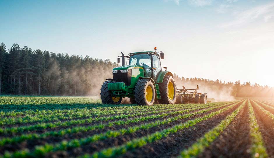 agrarische_coach_tractor_weiland